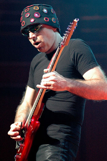 Joe Satriani The opening number really said it all spelt out on the 