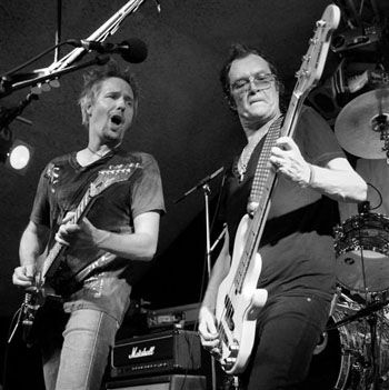 Jeff Kollman, Glenn Hughes, photo by Lee Millward