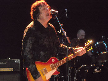 Gary Moore, photo by Mark Taylor