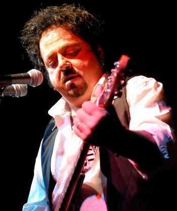 Steve Lukather, photo by Lee Millward
