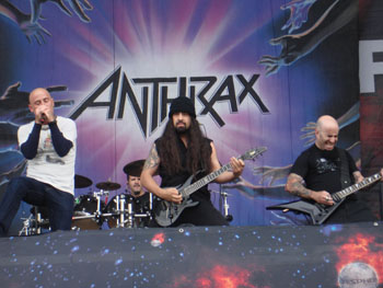 Anthrax, photo by Sean Larkin
