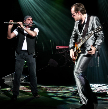 Ian Anderson and Joe Bonamassa, photo by Christie Goodwin