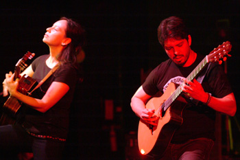 Rodrigo y Gabriela, photo by Noel Buckley