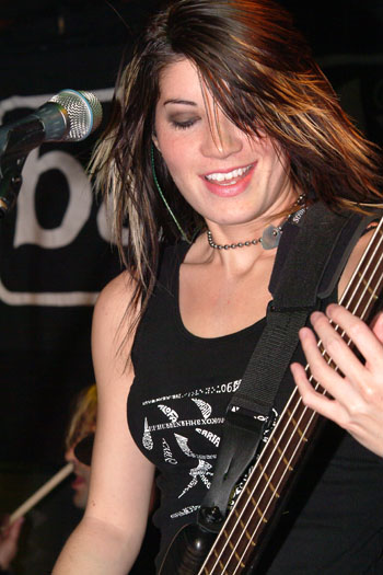 Sick Puppies, photo by Noel Buckley