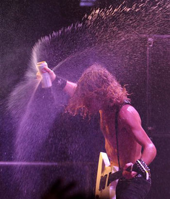 Airbourne, photo by Lee Millward