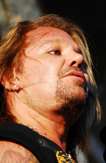 Vince Neil, photo by Moonshayde Photography