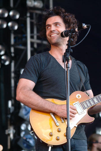 Dweezil Zappa, photo by Noel Buckley