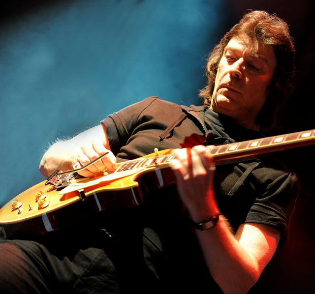 Steve Hackett, photo by Lee Millward