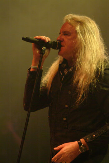 Saxon, photo by Noel Buckley