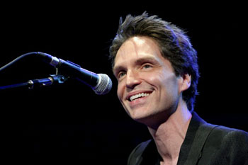 Richard Marx, photo by Leslie Linyard