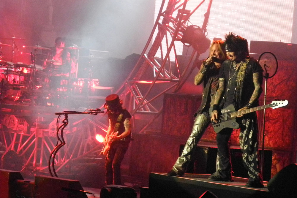 Motley Crue, photo by Andrew Lock