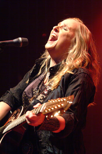 Melissa Etheridge, photo by Noel Buckley