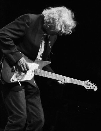 Albert Lee, photo by Andrew Lock