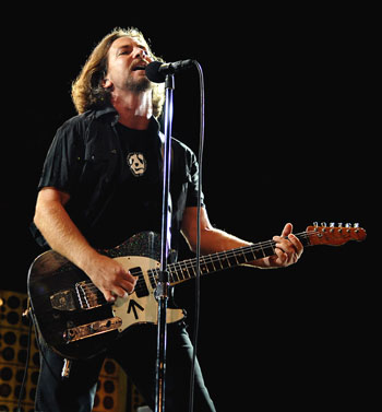 Pearl Jam, photo by Steve Goudie