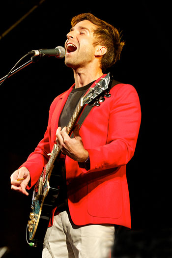 The Hoosiers, Weyfest, photo by Bob Singleton