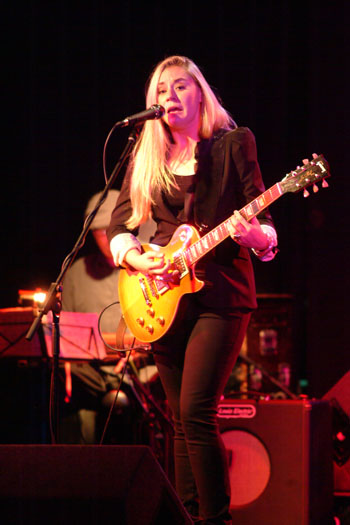 Joanne Shaw Taylor, photo by Noel Buckley