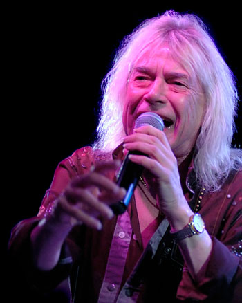 Bob Catley, photo by Steve Goudie