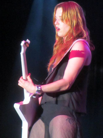 Halestorm, photo by Andy Nathan