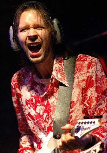 Paul Gilbert, photo by Lee Millward