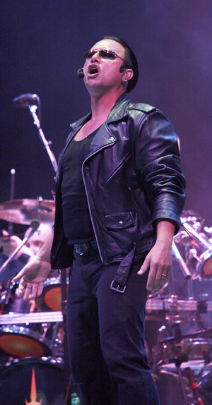 Geoff Tate, photo by Steve Janowicz