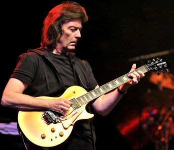 Steve Hackett, photo by Lee Millward